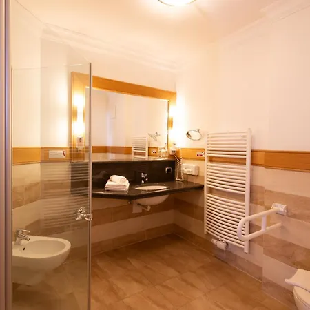 Aktiv & Wellnesshotel Zentral-3